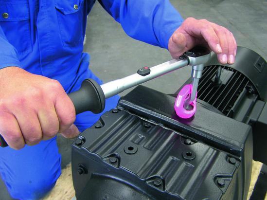 gekröpfter Steckschlüssel SW 6